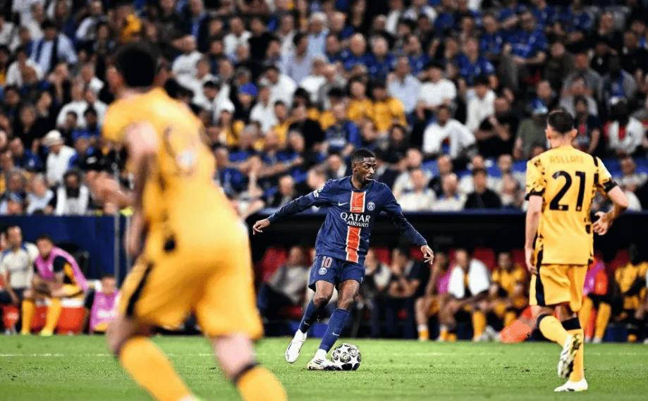 她能够面临 她能够面临