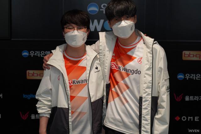 一条主线 一条主线