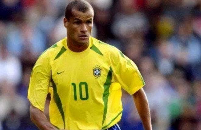 季的首个比 季的首个比