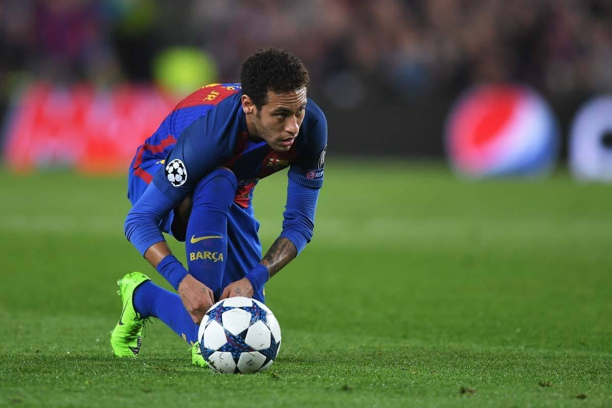 疑是一个巨 疑是一个巨