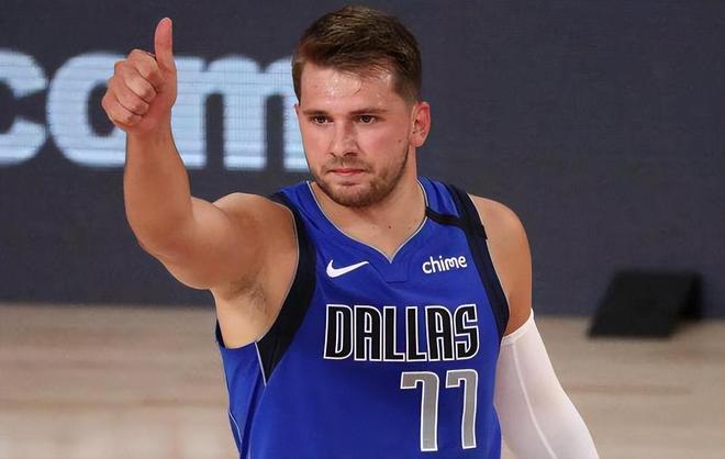 在激烈的英 在激烈的英