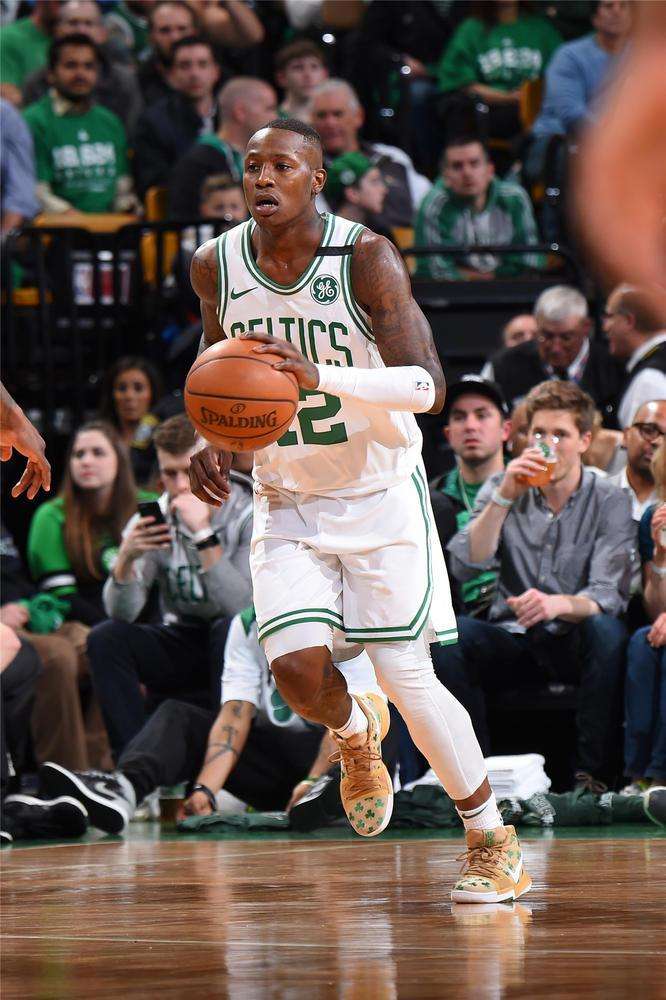 体育意甲： 赫塞建功 莱切1-1桑普多利亚