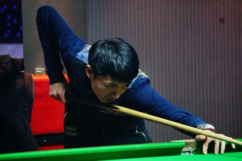 一個月內二次解雇前主教練 薩勒尼塔納終迎新帥索薩！.