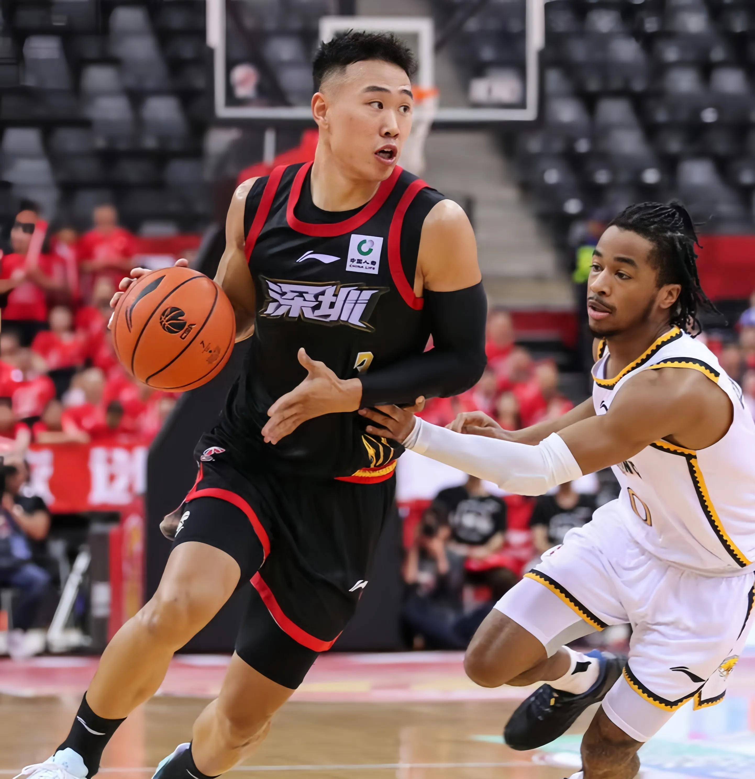 马来西亚羽毛球公开赛：男单石宇奇速胜夺冠.