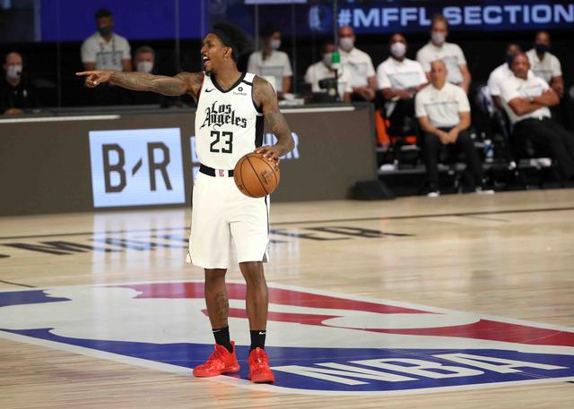 体育2021第二届山东省体育消费季体育消费券发放活动启动仪式济南举行