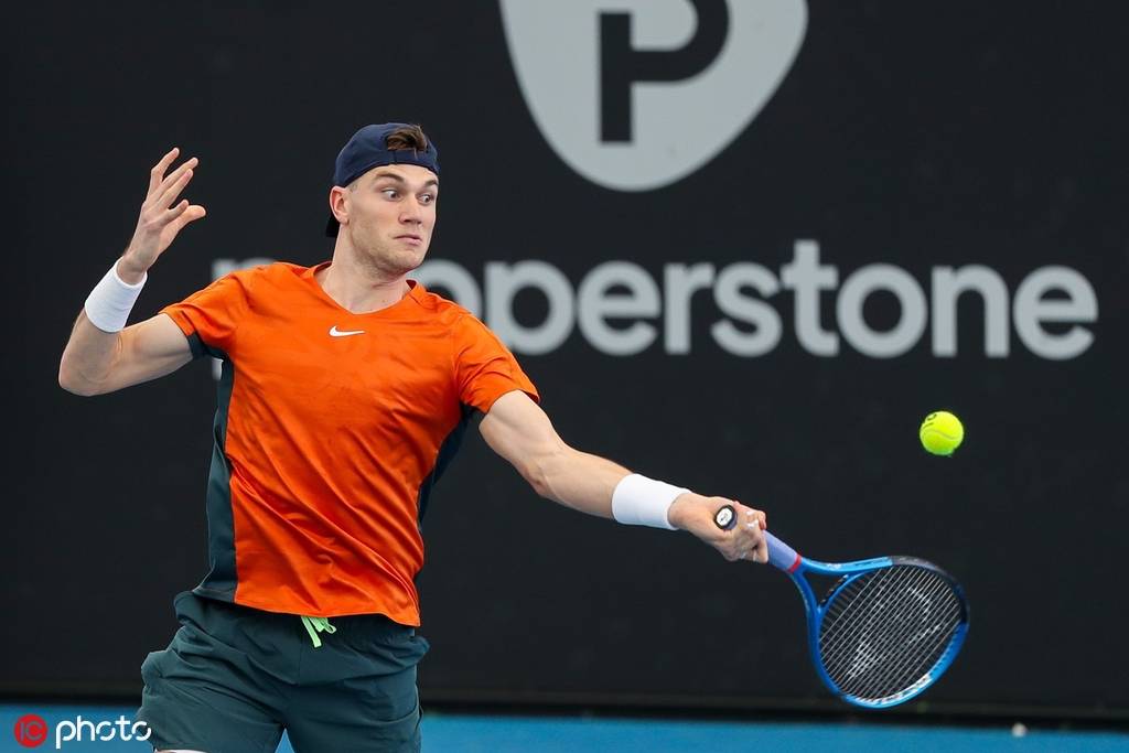 英超-麦卡利斯特世界波 利物浦3-1领跑积分榜.